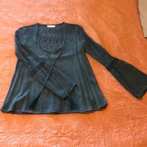 WORN ONCE Dark green long sleeve flared top